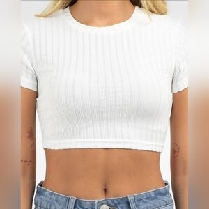 Waffle Knit Solid Crop Tee size- small/4